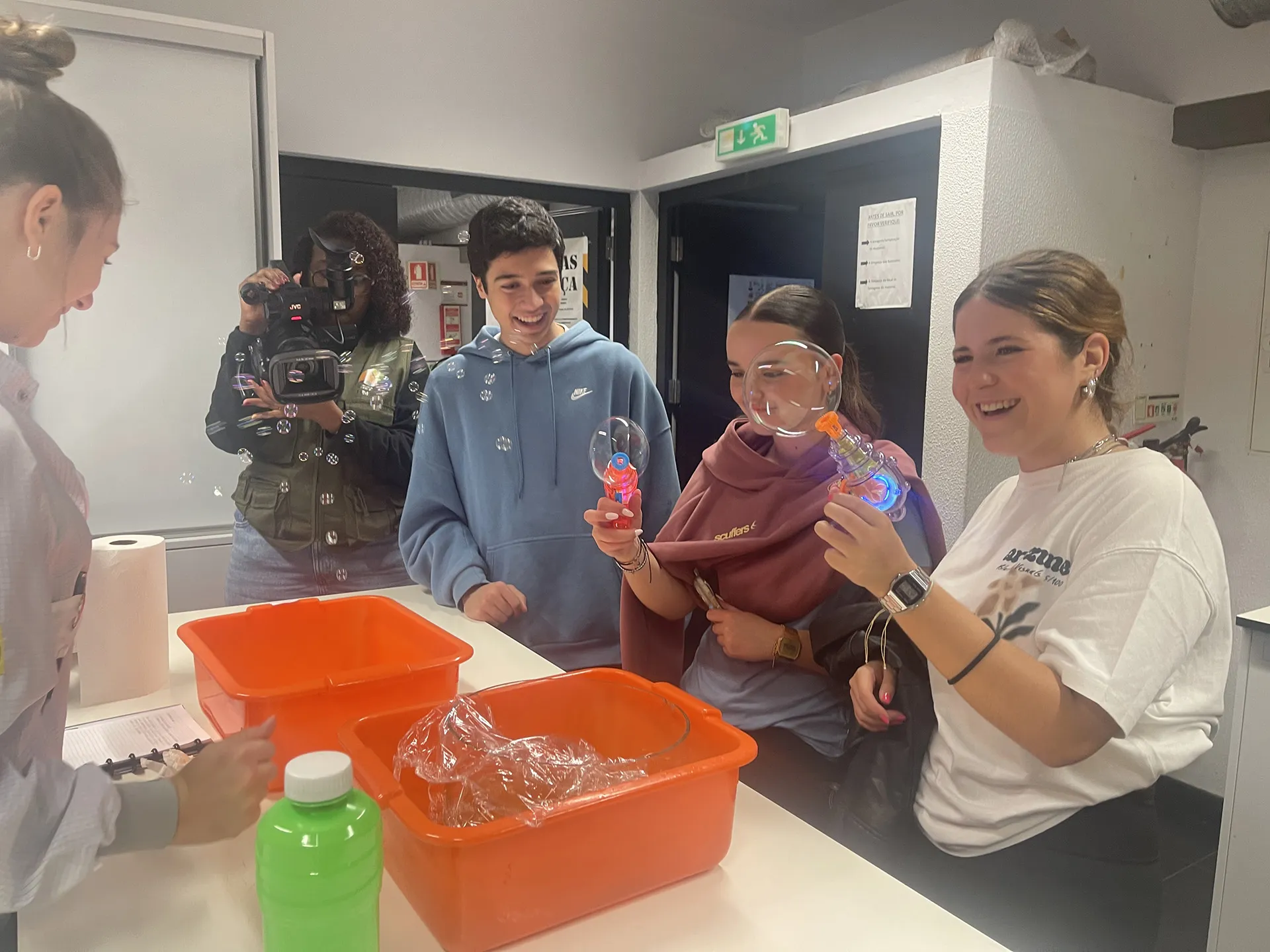 Laboratório Aberto de Física e Química
